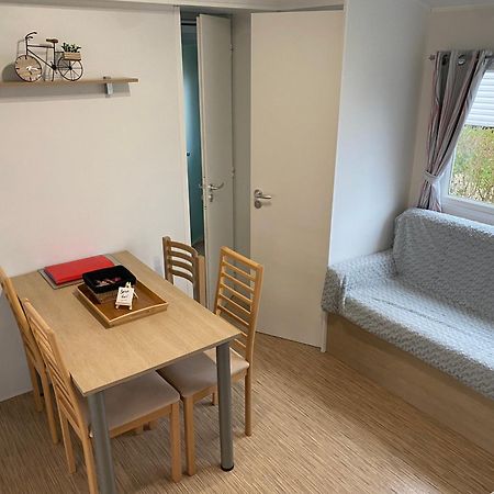 Mobil Home Tout Confort Ideal Pour 4 Personnes Dans Le Domaine De Dugny Camping 4 Etoiles, Proche De Blois, Du Zoo De Beauval Et Des Chateaux De La Loire Onzain Exteriör bild
