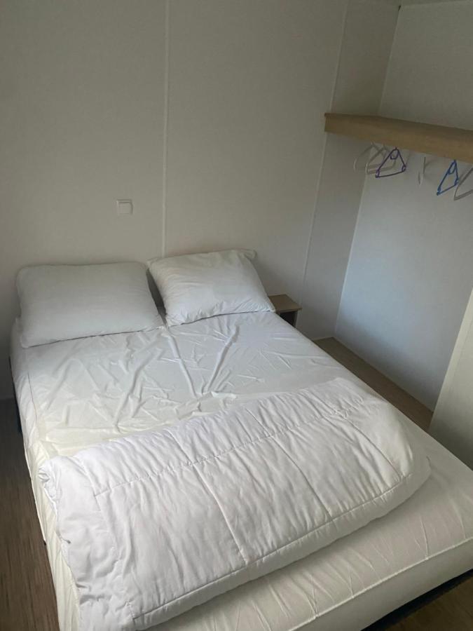 Mobil Home Tout Confort Ideal Pour 4 Personnes Dans Le Domaine De Dugny Camping 4 Etoiles, Proche De Blois, Du Zoo De Beauval Et Des Chateaux De La Loire Onzain Exteriör bild